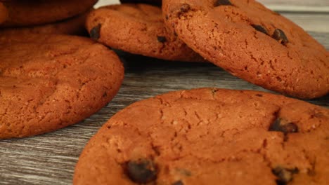 oatmeal cookies with chocolate close-up