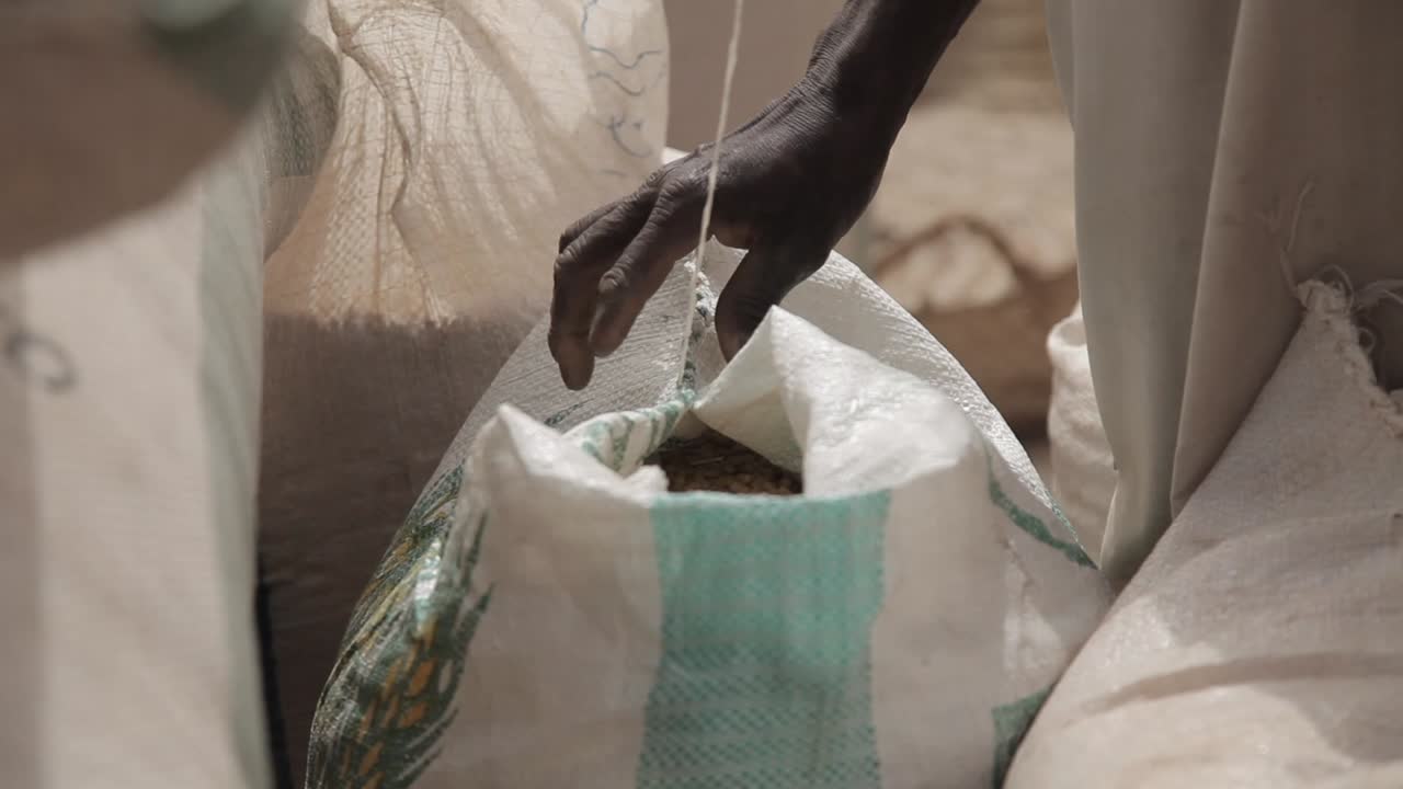 Mercado de alimentos en el norte de Nigeria, estado de Katsina
