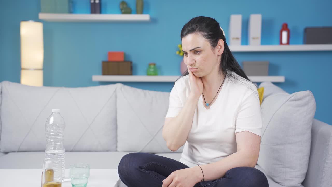 Alzheimer's disease woman.