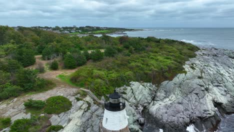 newport rhode island cliffwalk and lighthouse by ocean