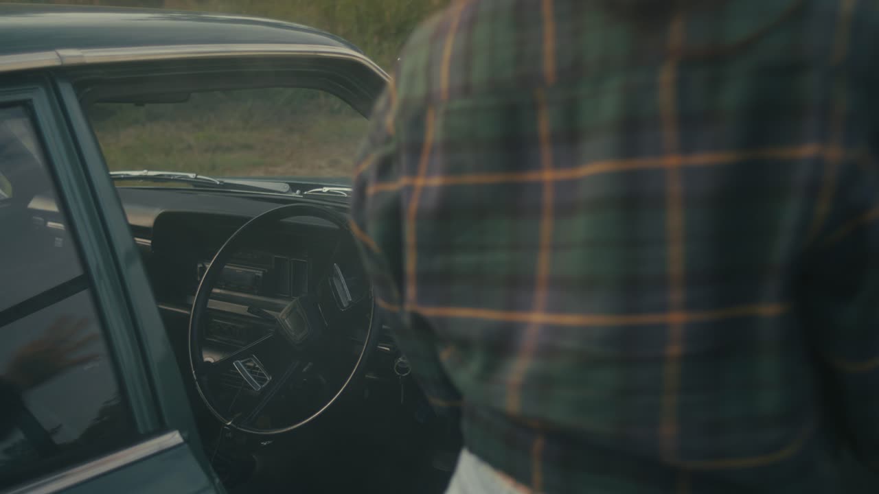 Vintage Car, Driving and Repair