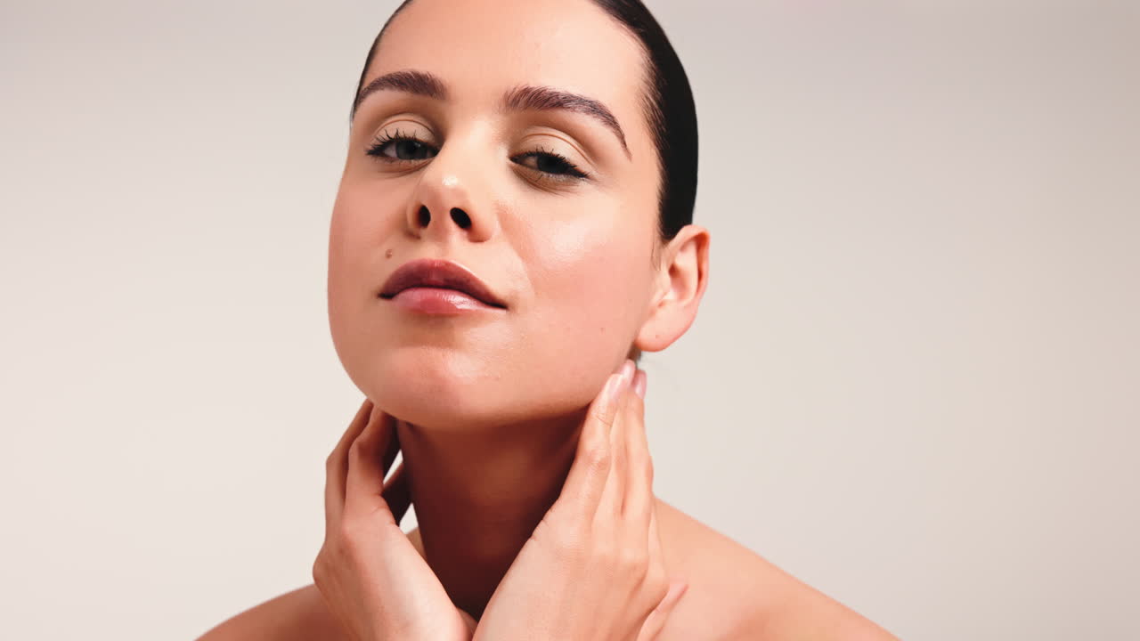 Retrato de una mujer joven y bella