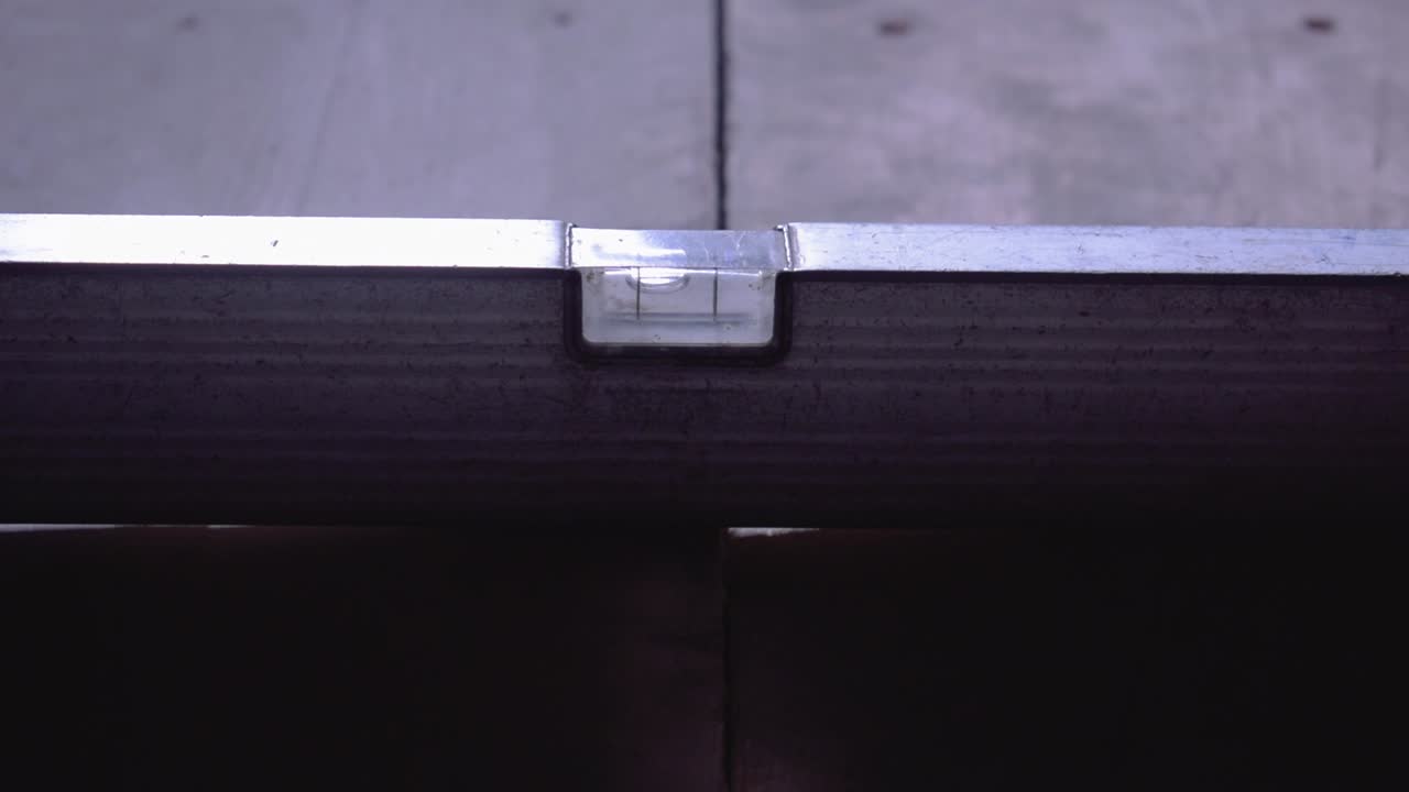 controlar la superficie con la herramienta de medición-7