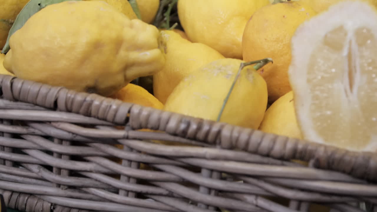 A high-resolution video revealing berries like raspberries, blackberries, and blueberries