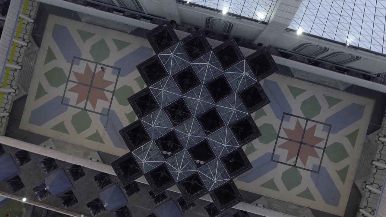 la mezquita del sultán salahuddin abdul aziz.