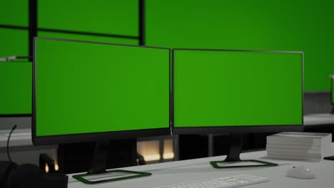 dual monitor setup with green screen