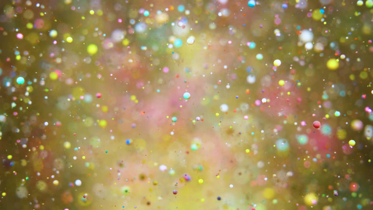 느린 움직임 밝은 색상 거품 오일 아름다운 페인트 우주 색상 움직이는 다채로운 클로즈업 아크릴 페인트 환상적인 표면 추상적인 다채로운 페인트 변형 구조 다채로운 거품