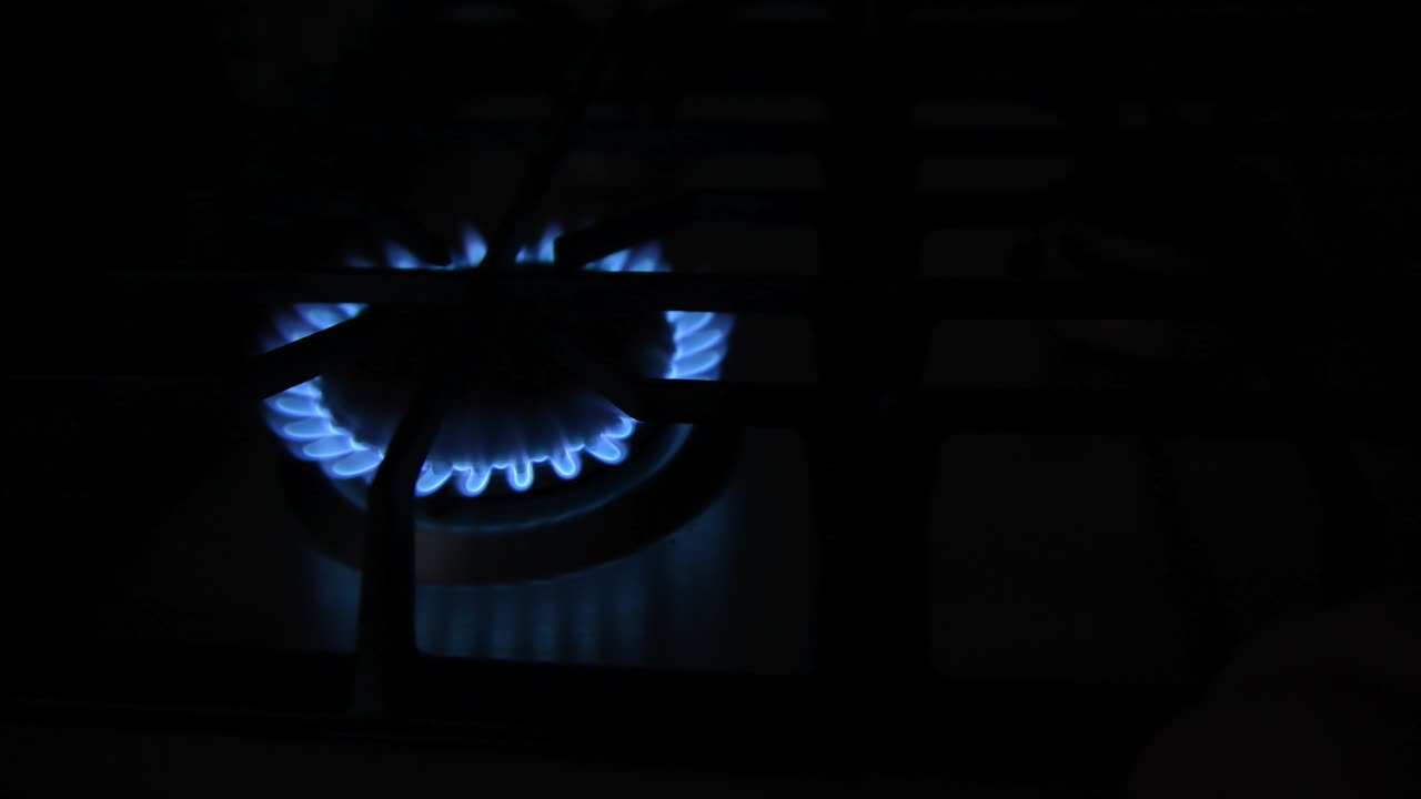 버너 스토브가 위아래로 놓여지는 슬라이드 샷