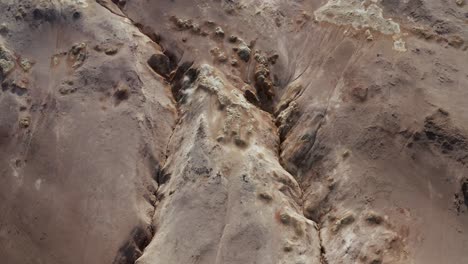 Rugged-earth-with-variety-of-colors-from-geothermal-minerals-in-Iceland