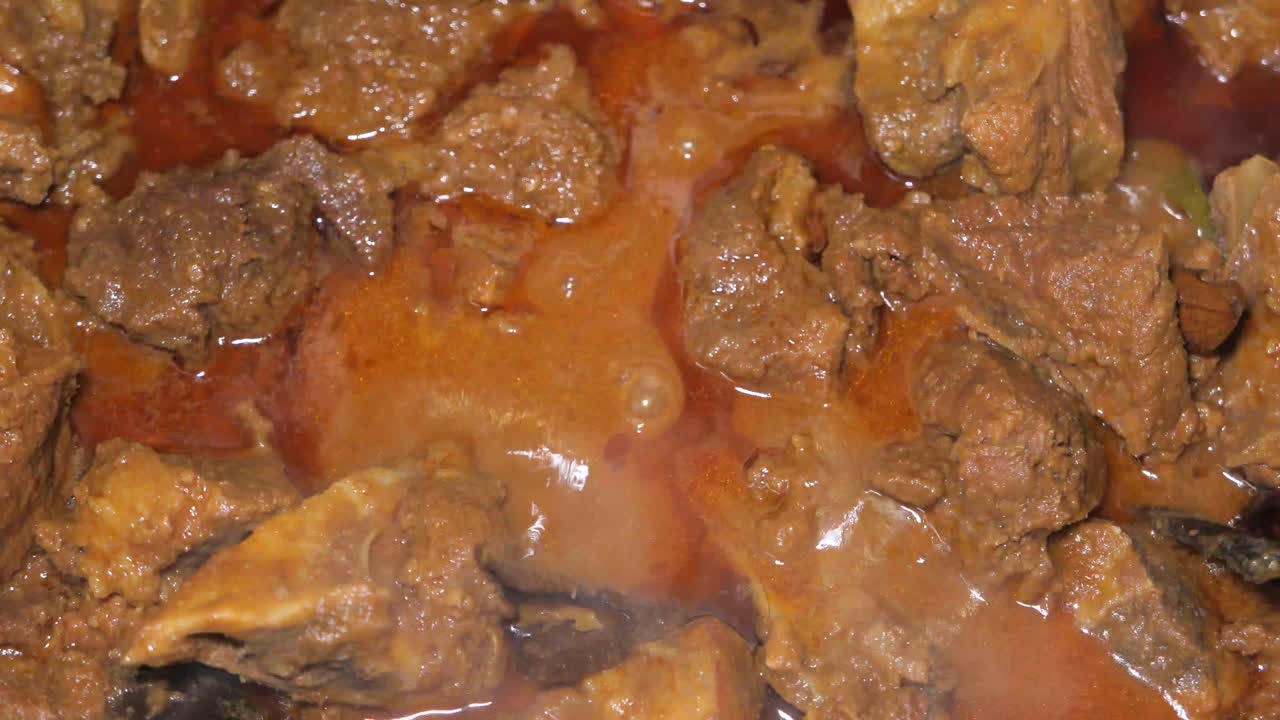 cocción de curry de cordero