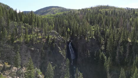 Cascada-En-Colorado---Fish-Creek-Cae-Cerca-De-Steamboat-Springs