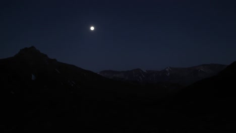 Aconcagua-Zeitraffer-Mondaufgang-Am-Plaza-Argentinien