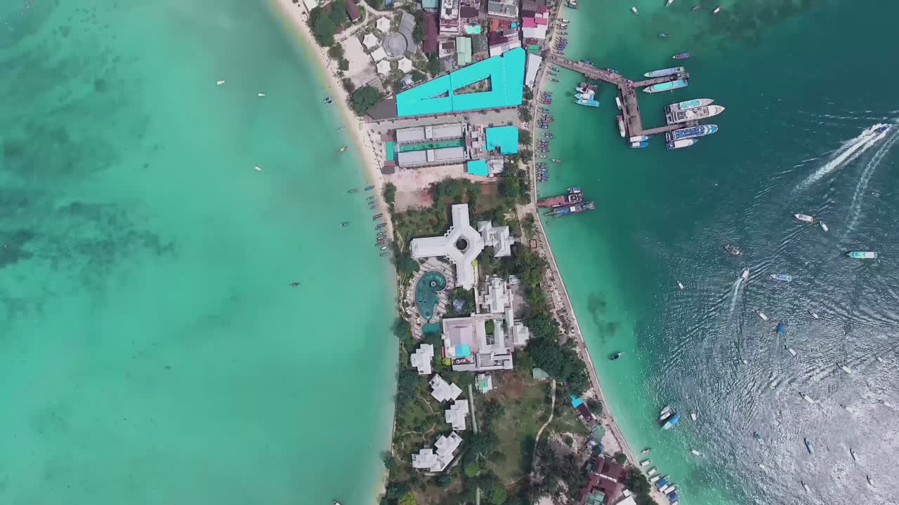 Luftfoto af den ikoniske Phi Phi-ø, Thailand