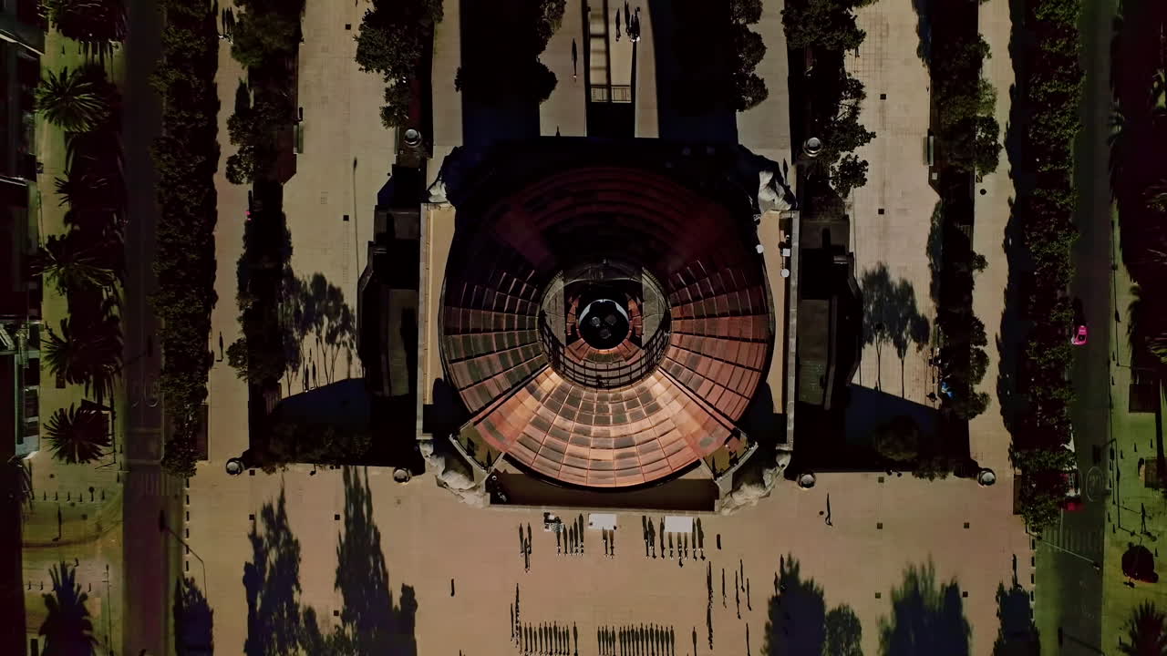 혁명 기념비, 타바칼레라, 멕시코 수도 시내