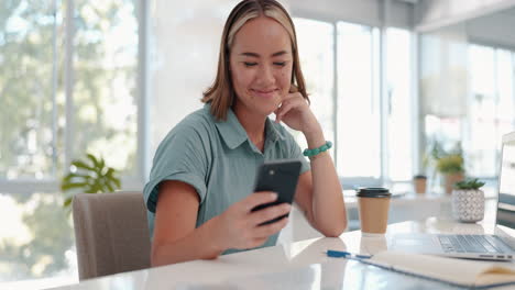 Happy,-smile-or-business-woman-with-phone