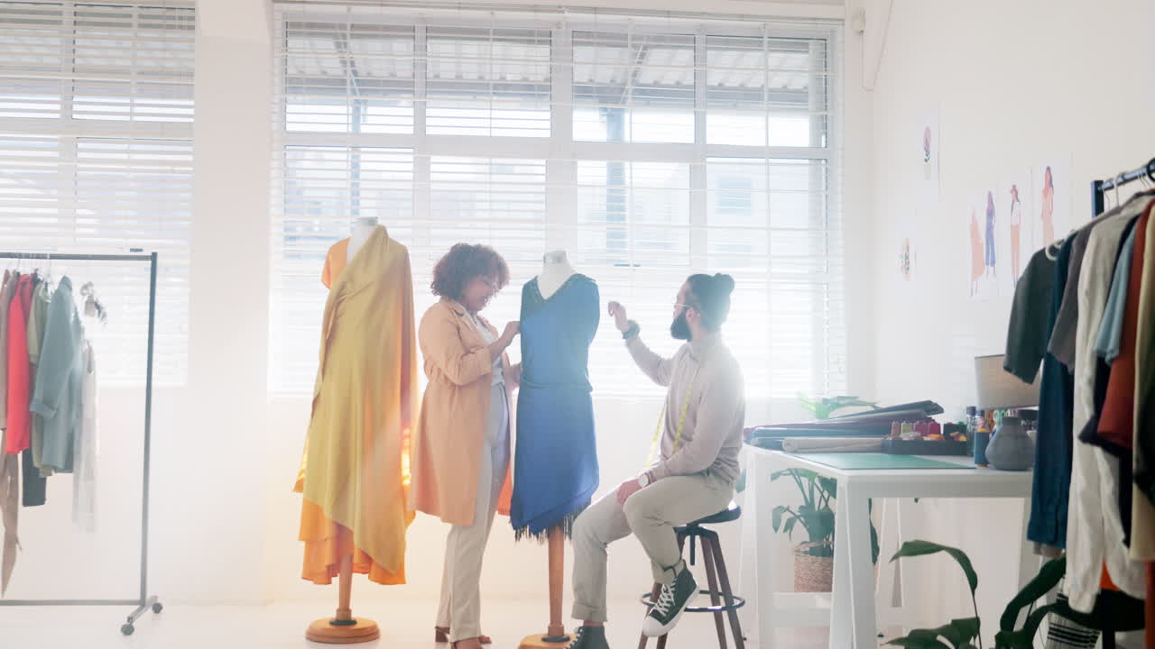 패션, 옷을 입은 남자와 여자