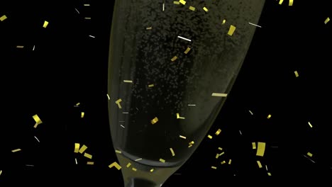 Animation-Von-Goldenem-Konfetti,-Das-über-Champagnerglas-Auf-Schwarzem-Hintergrund-Fällt