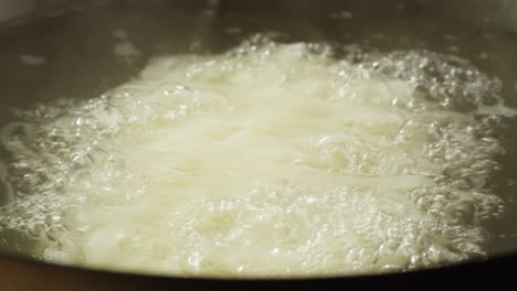boiling rice noodles
