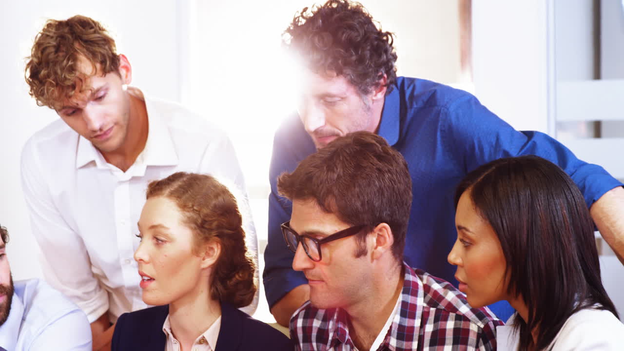 ejecutivos de negocios en una reunión