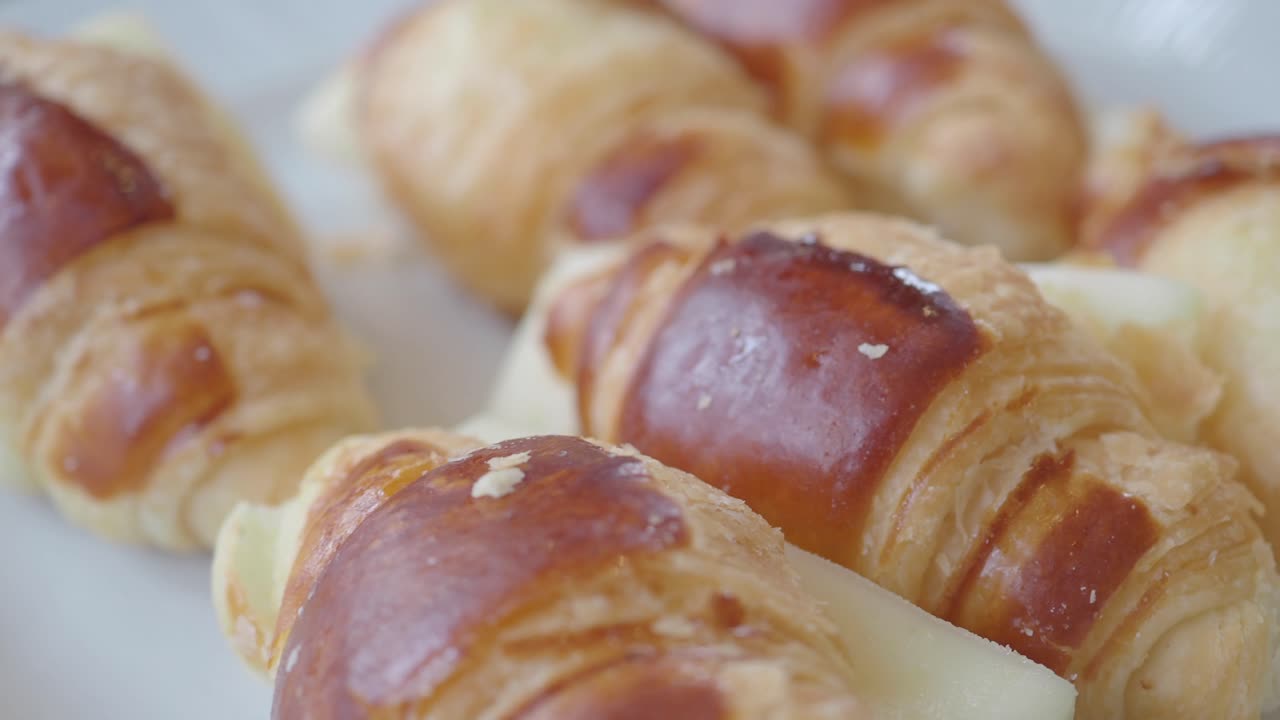 Cornetti al formaggio