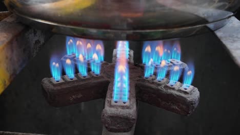 Gas Stove with Pot