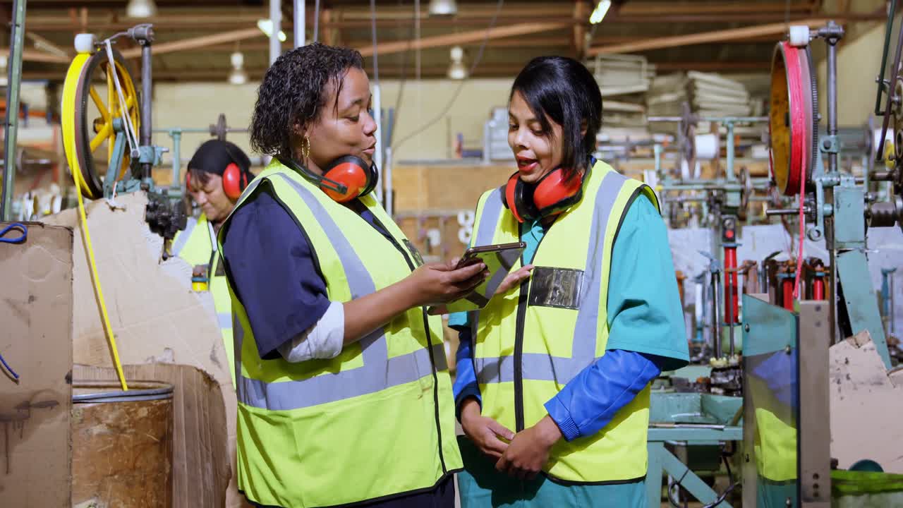 Female workers using digital tablet 4k