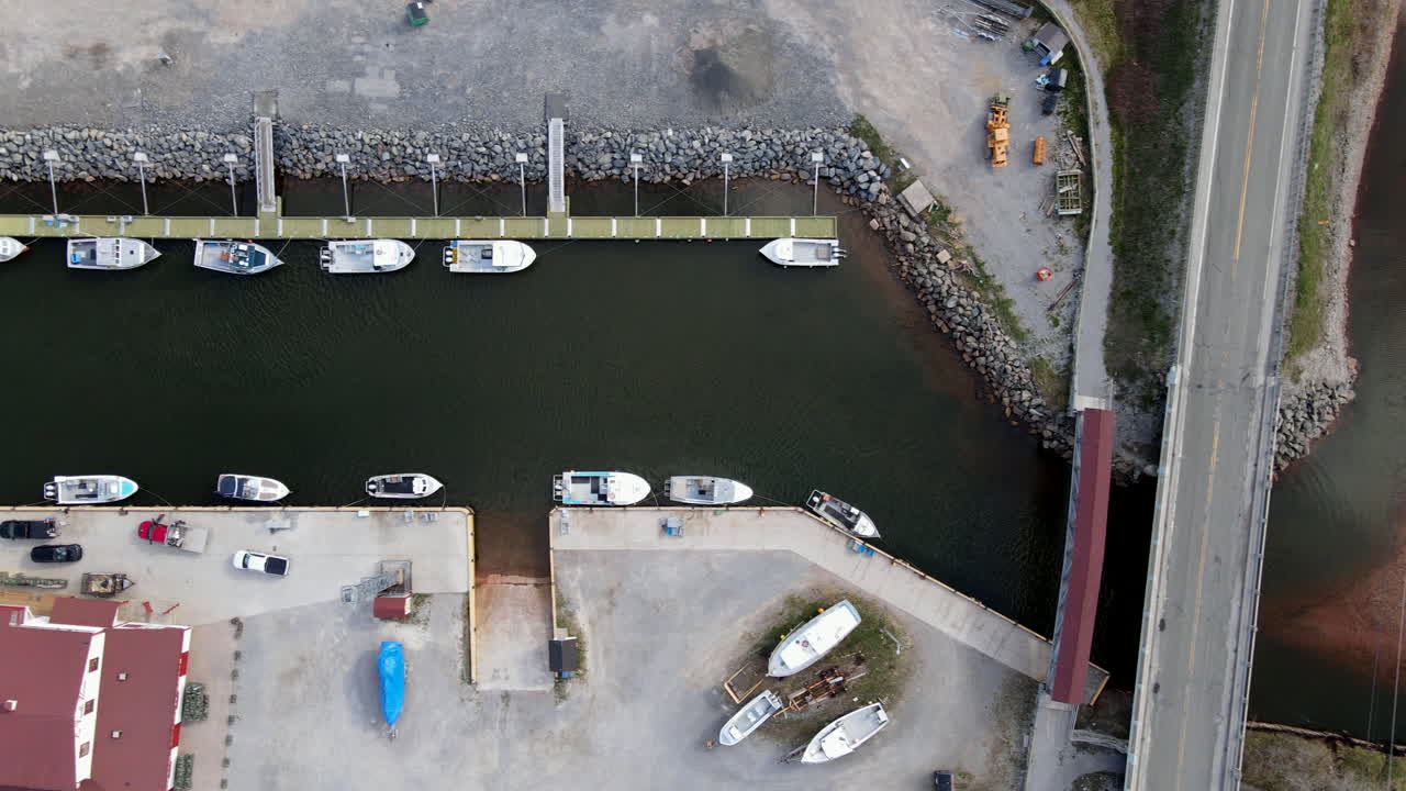 dron disparó sobre un puerto de pesca