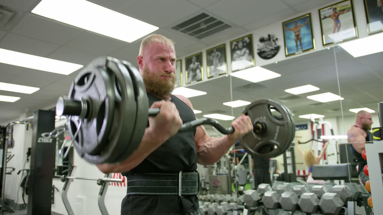 Functional Training With Dumbbells. Fit Man Fitness Training