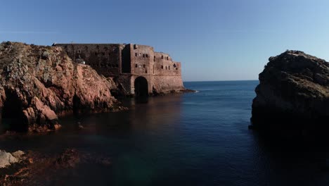 Fortaleza-De-San-Juan-Bautista-Isla-Berlenga-Portugal