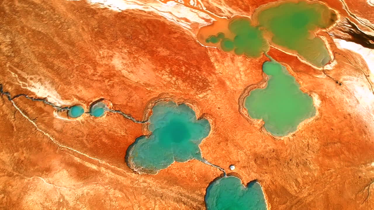 죽은 바다의 싱크홀: 이스라엘의 독특한 드론 장소