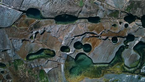 figure 8 pool, australia, ascending drone shot of entire platform