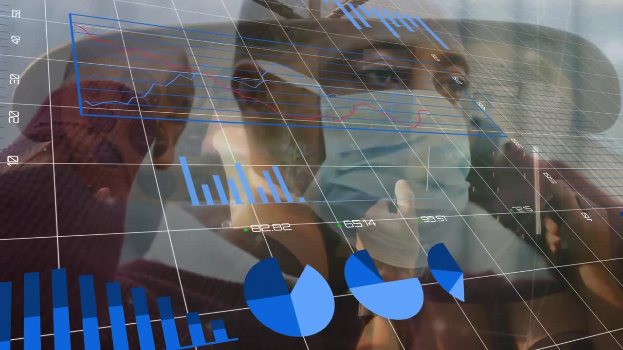 animación de gráficos financieros y dólares sobre hombre afroamericano con máscara facial