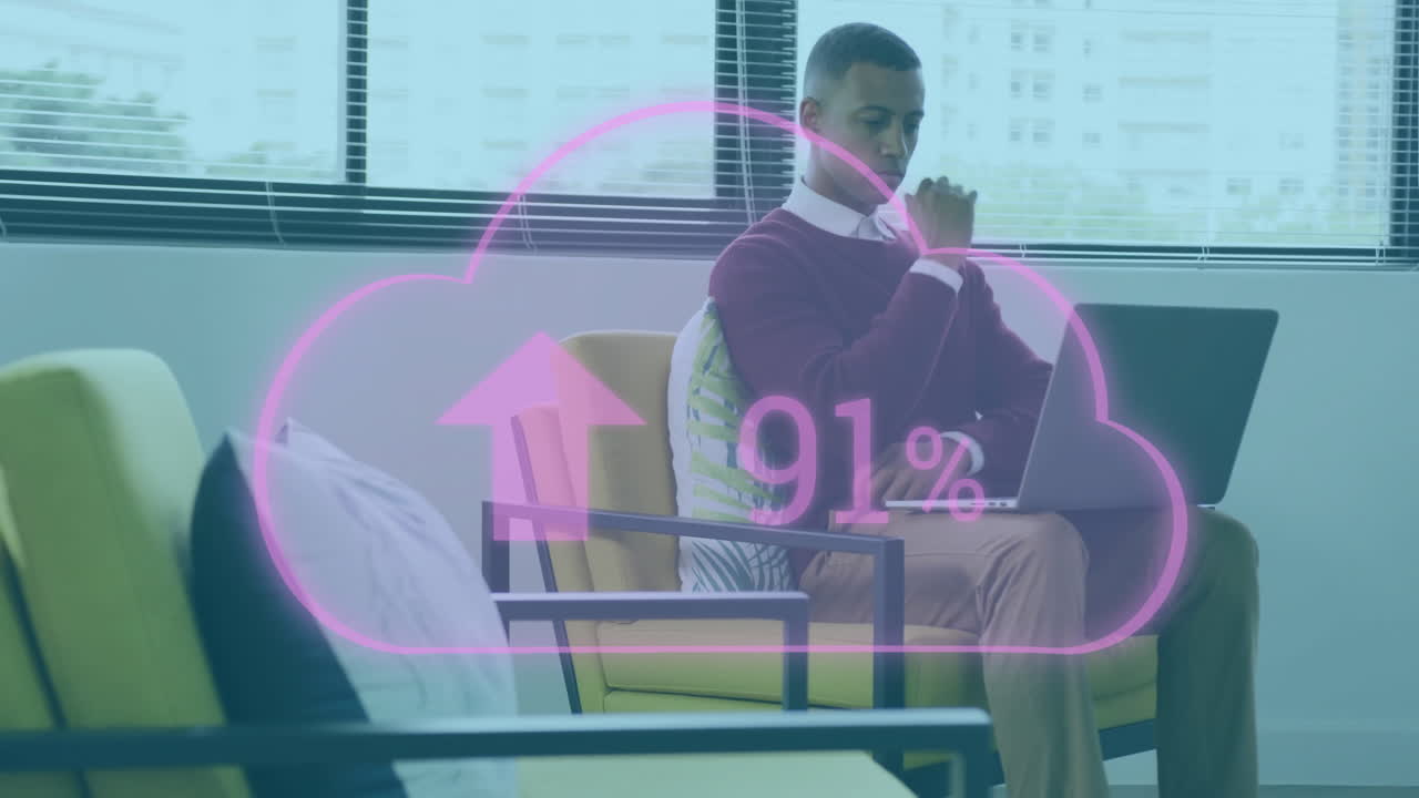 노트북을 사용하는 아프리카계 미국인 사업가보다 증가하는 퍼센트와 함께 구름의 애니메이션