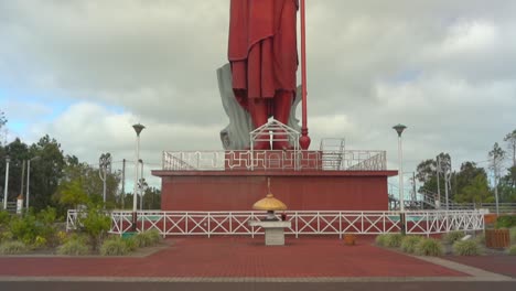 Statue-Des-Hinduistischen-Gottes-In-Mauritius-Grand-Bassin