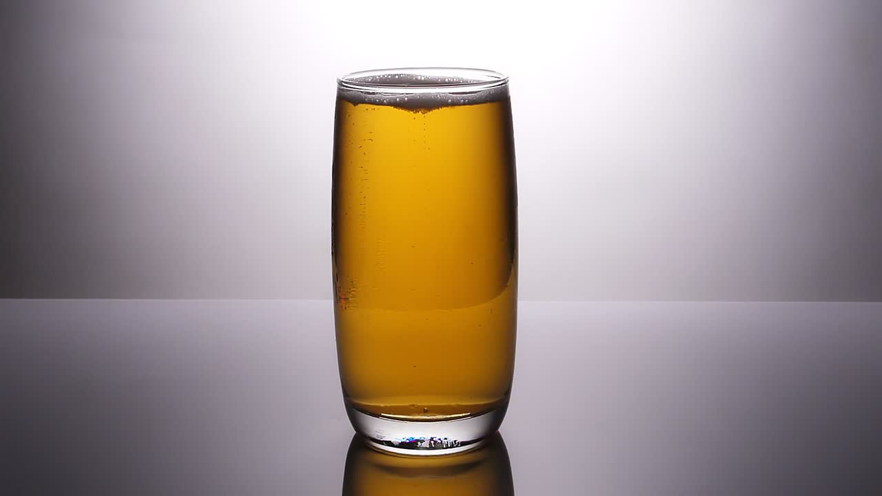 Beer Commercial, Slow Motion