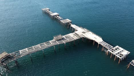 Un-Embarcadero-Abandonado-Y-En-Ruinas-En-Rapid-Bay,-Australia-Del-Sur