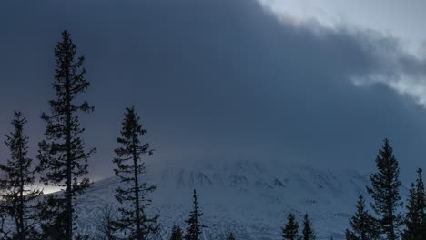 Time-lapse-footage-of-a-mountain-top-at-sunset