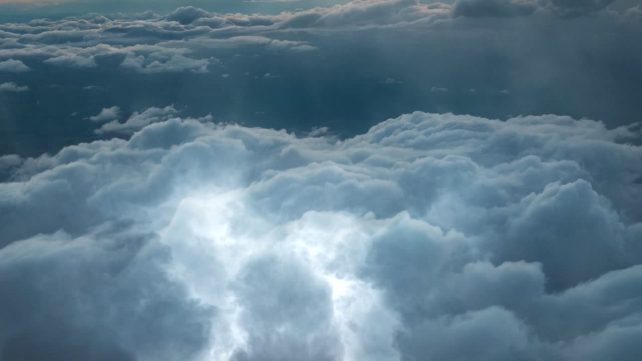 the journey of approaching thunderstorms occurs inside the clouds