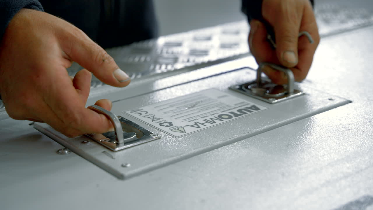 instalación de una batería para automóviles