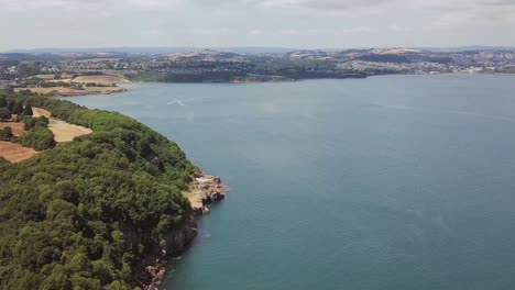 imágenes del pintoresco pueblo pesquero de brixham en el condado de devon, inglaterra