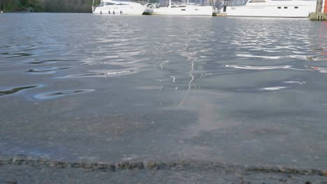 Cruceros-Por-El-Lago-Windermere-En-Bowness-on-windermere,-Inglaterra,-Reino-Unido