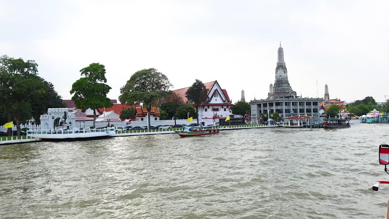 방의 차오프라야 강 (chao phraya river)