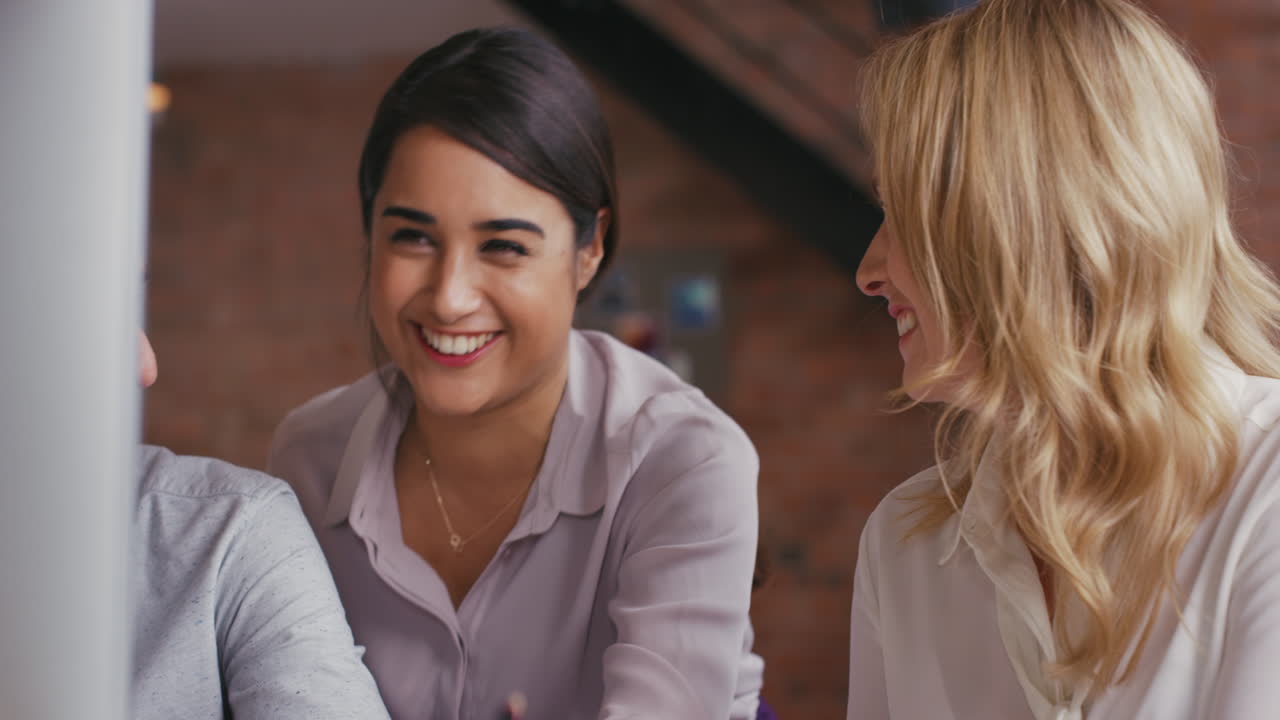 올해의 팀 상을 누가 받을 자격이 있는지 짐작해봐