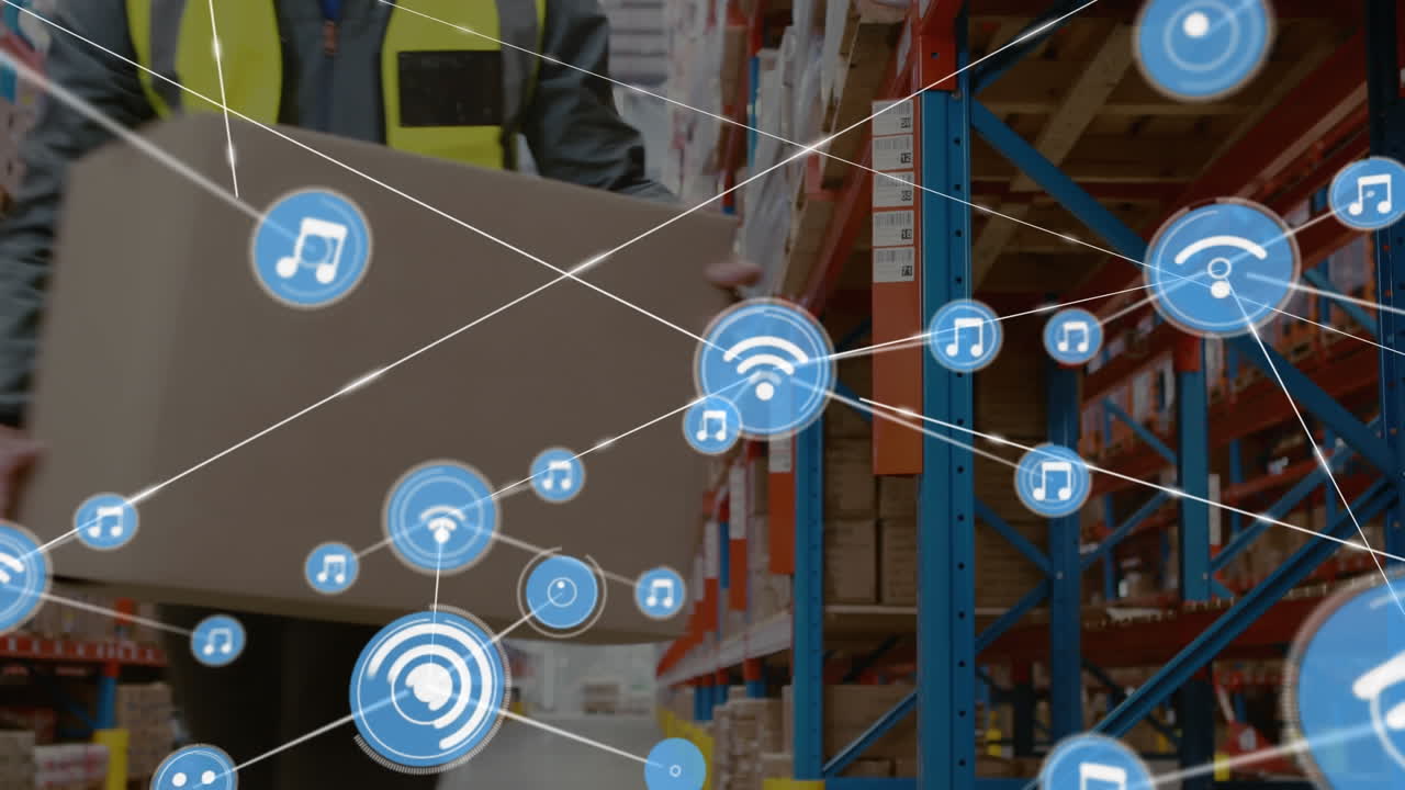 red de iconos digitales contra un trabajador caucásico que llevaba una caja en un almacén