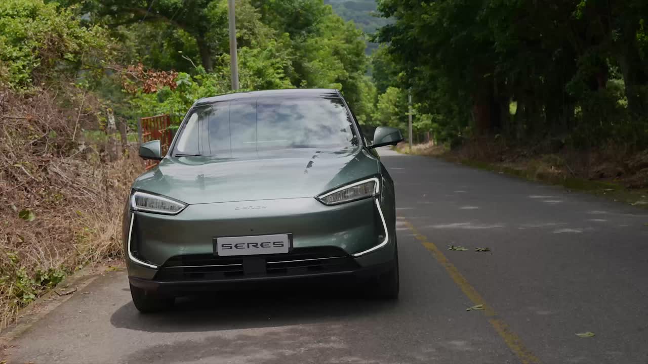 advanced technology, EV, High-end electric car brand Seres 5, Electric SUV, electric car on the road