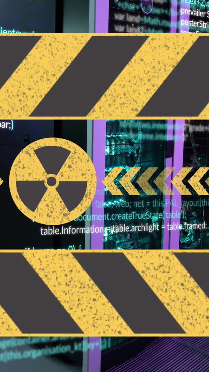 animación del símbolo nuclear sobre el procesamiento de datos y la sala de servidores