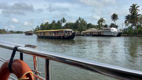 static view of houseboat cruise in the backwaters of kerala