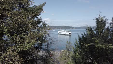 the vashon island ferry arriving at the point defiance dock