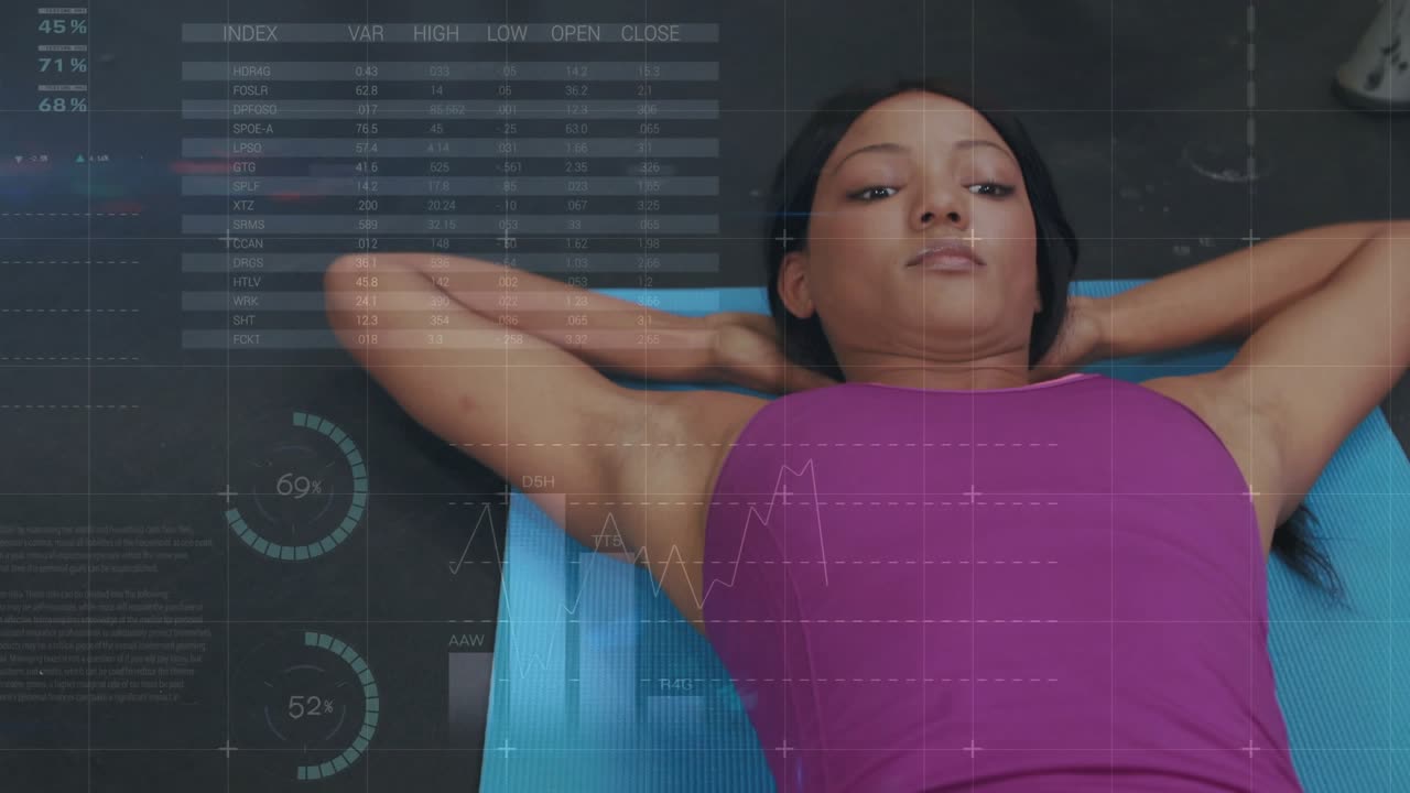 HUD counting reps, woman and man doing synchronized crunches on blue mats, measuring fitness