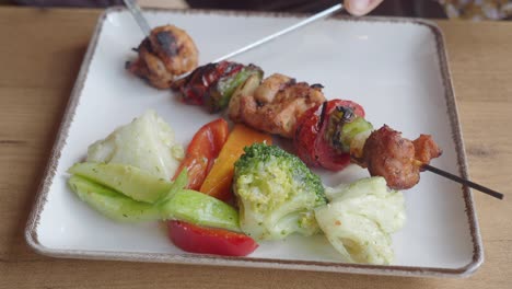 chicken skewers with vegetables